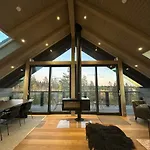 Appartement Naava 402 Penthouse - Kattohuoneisto Jaervinaekoealalla