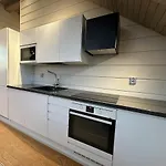 شقة Naava 402 Penthouse - Kattohuoneisto Jaervinaekoealalla *