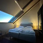 Naava 402 Penthouse - Kattohuoneisto Jaervinaekoealalla Appartement Ähtäri