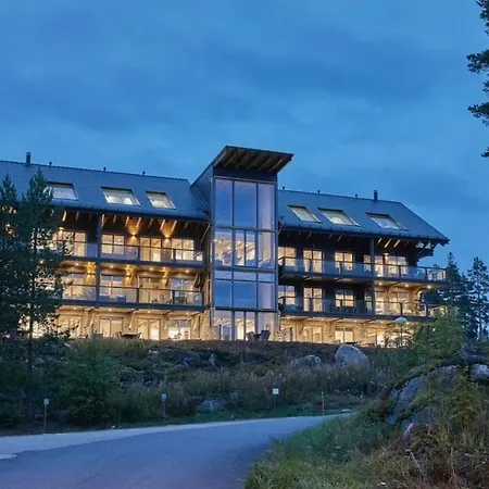 Naava 402 Penthouse - Kattohuoneisto Jaervinaekoealalla * Ähtäri