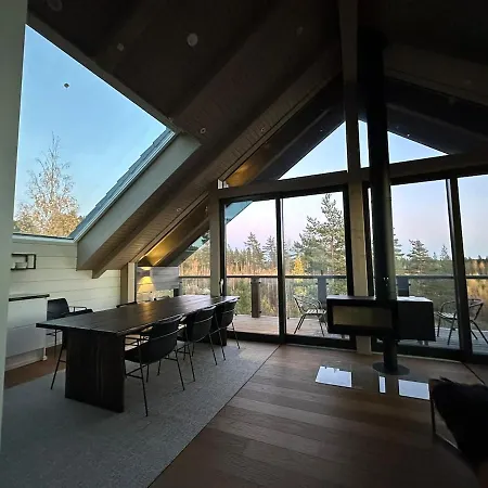 Naava 402 Penthouse - Kattohuoneisto Jaervinaekoealalla Apartment