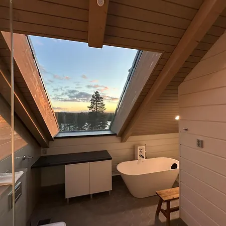 Apartment Naava 402 Penthouse - Kattohuoneisto Jaervinaekoealalla *